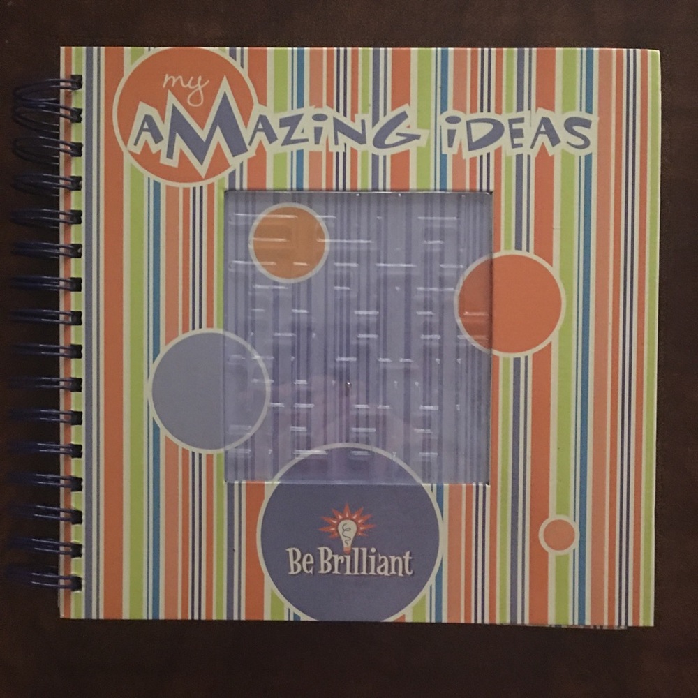 NWOT Amazing Ideas Maze Journal and Photo Album